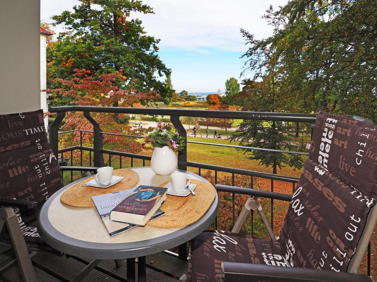 Kaiservillen Heringsdorf - Ferienwohnung Mit 1 Schlafzimmer Und Balkon Dr4 Luaran gambar
